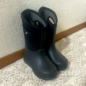 Bogs Boy/Girl Black Snowboots